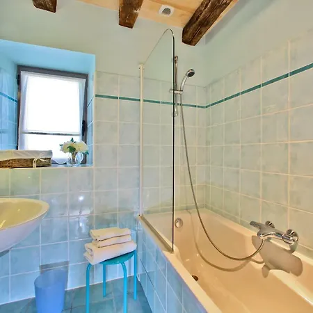 Holiday home De Charme Le Cheyssignaguet *